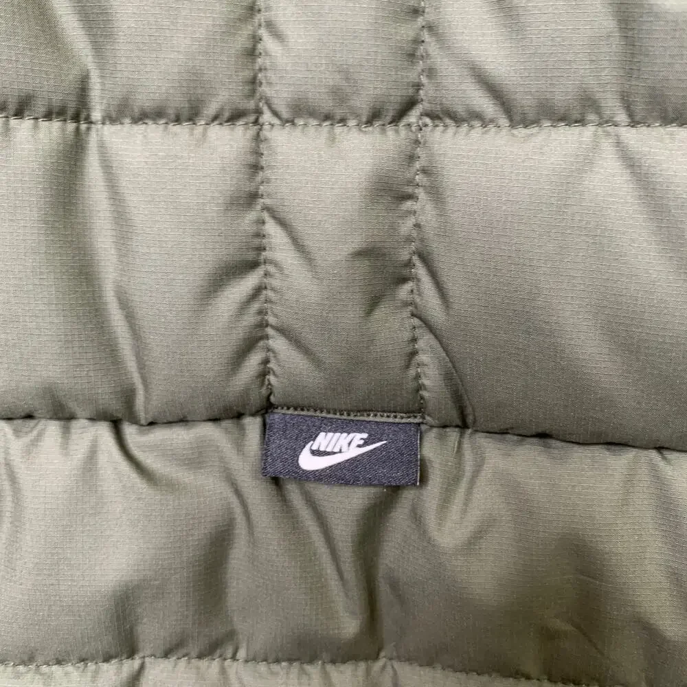 Nike Jacket Mens M Medium Army Green Sportswear Therma Legacy Reversible Bomber